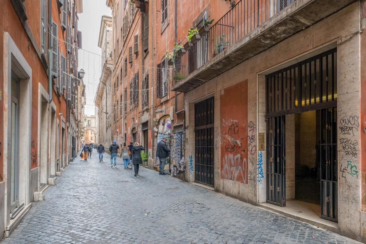 Maison Regola, Styilish Apt In Campo De Fiori Rome Luaran gambar